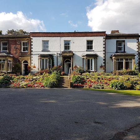 Heath House Dewsbury Exterior foto